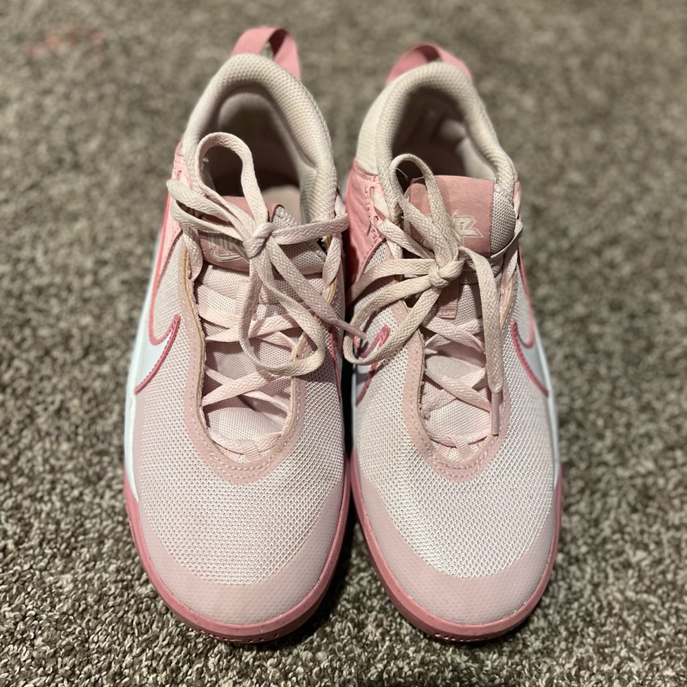 Nike hustle dx su21 (pink) size 4.5Y